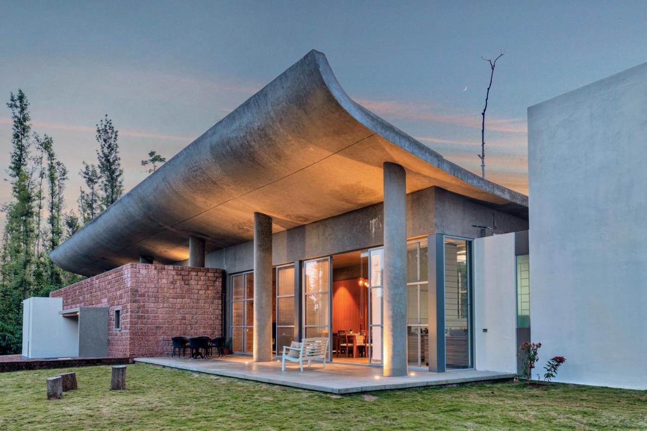 Saffronstays Cafella- A 3-Bdr Elliptical-Roof Villa In Chikmagalur Mudigere Buitenkant foto